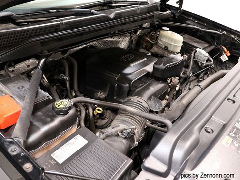 Used 2016 GMC Sierra 2500 4x4 Crew Cab w/ Sierra Convenience Package image 32