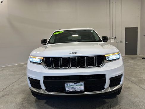 Used 2022 Jeep Grand Cherokee L Laredo w/ Luxury Tech Group I image 3