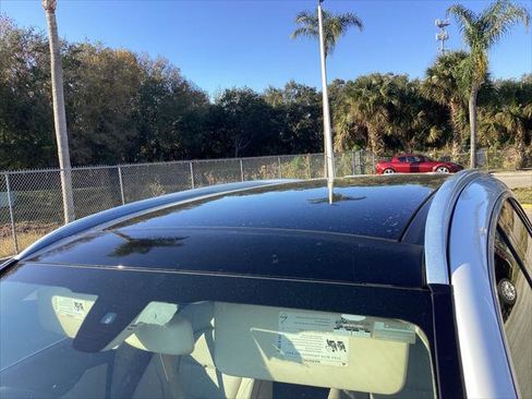 Used 2018 Mercedes-Benz GLC 300 image 11