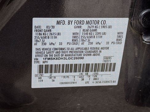 Used 2020 Ford Explorer XLT w/ Equipment Group 202A AWD/4WD image 39