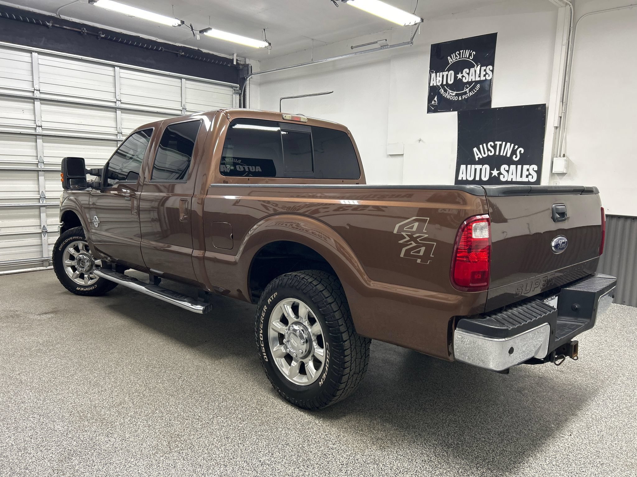 Used 2011 Ford F250 Lariat w/ Lariat Ultimate Pkg AWD/4WD image 4
