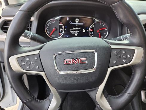 Certified 2021 GMC Acadia Denali w/ Denali Technology Package image 18