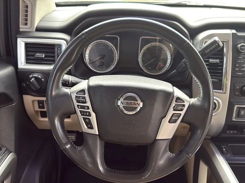 Used 2016 Nissan Titan SV RWD image 29