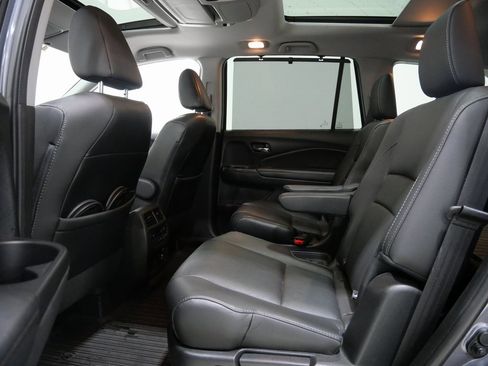 Used 2022 Honda Pilot Elite image 24