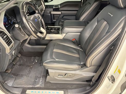 Certified 2022 Ford F250 Platinum w/ FX4 Off-Road Package AWD/4WD image 19