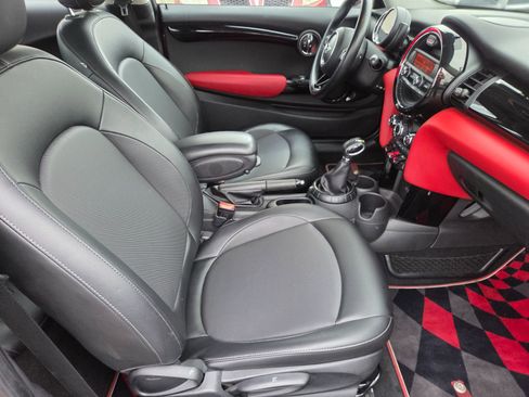 Used 2014 MINI Cooper 2-Door Hardtop image 12