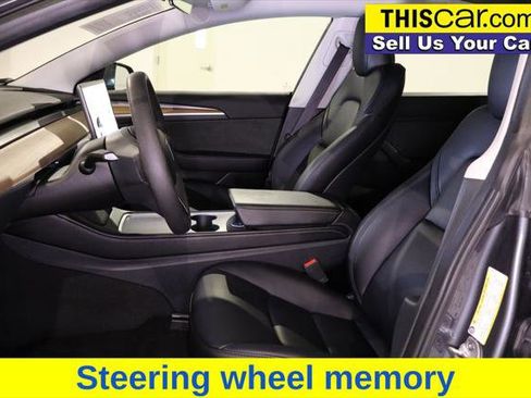 Used 2023 Tesla Model 3 Standard Range image 14