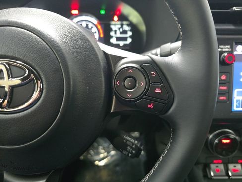 Used 2025 Toyota GR86 Premium w/ Performance Package RWD image 19