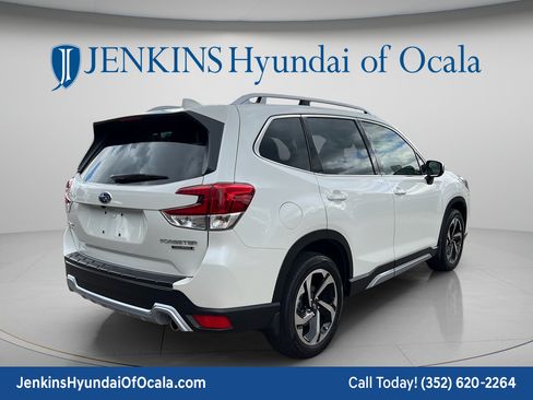Used 2023 Subaru Forester Touring w/ Popular Package #3 AWD/4WD image 3
