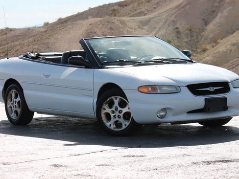 Used 2000 Chrysler Sebring JXI image 1