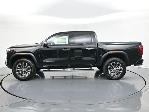 New 2026 GMC Canyon Denali AWD/4WD image 3