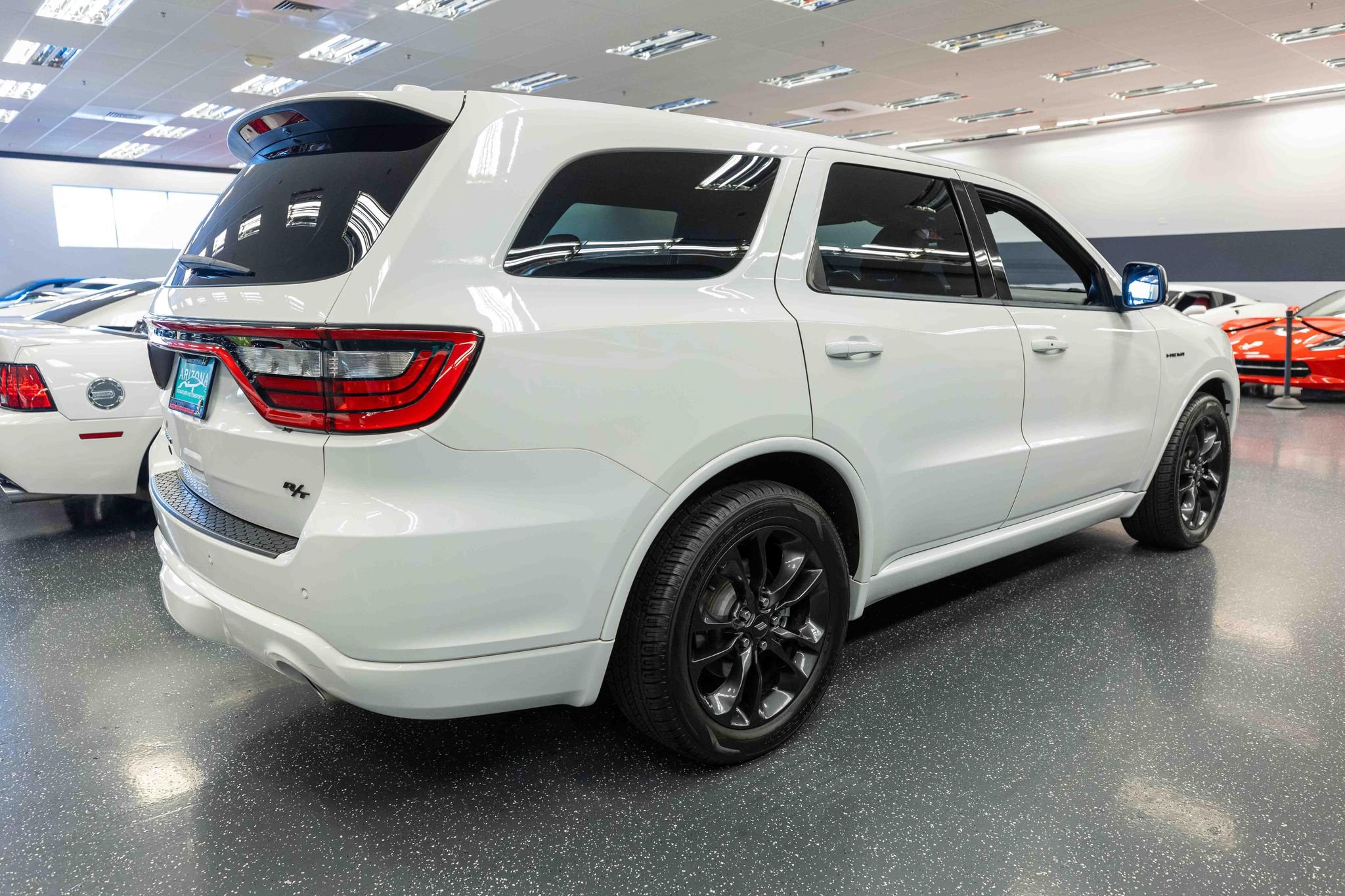 Used 2021 Dodge Durango R/T w/ Blacktop Package AWD/4WD image 5