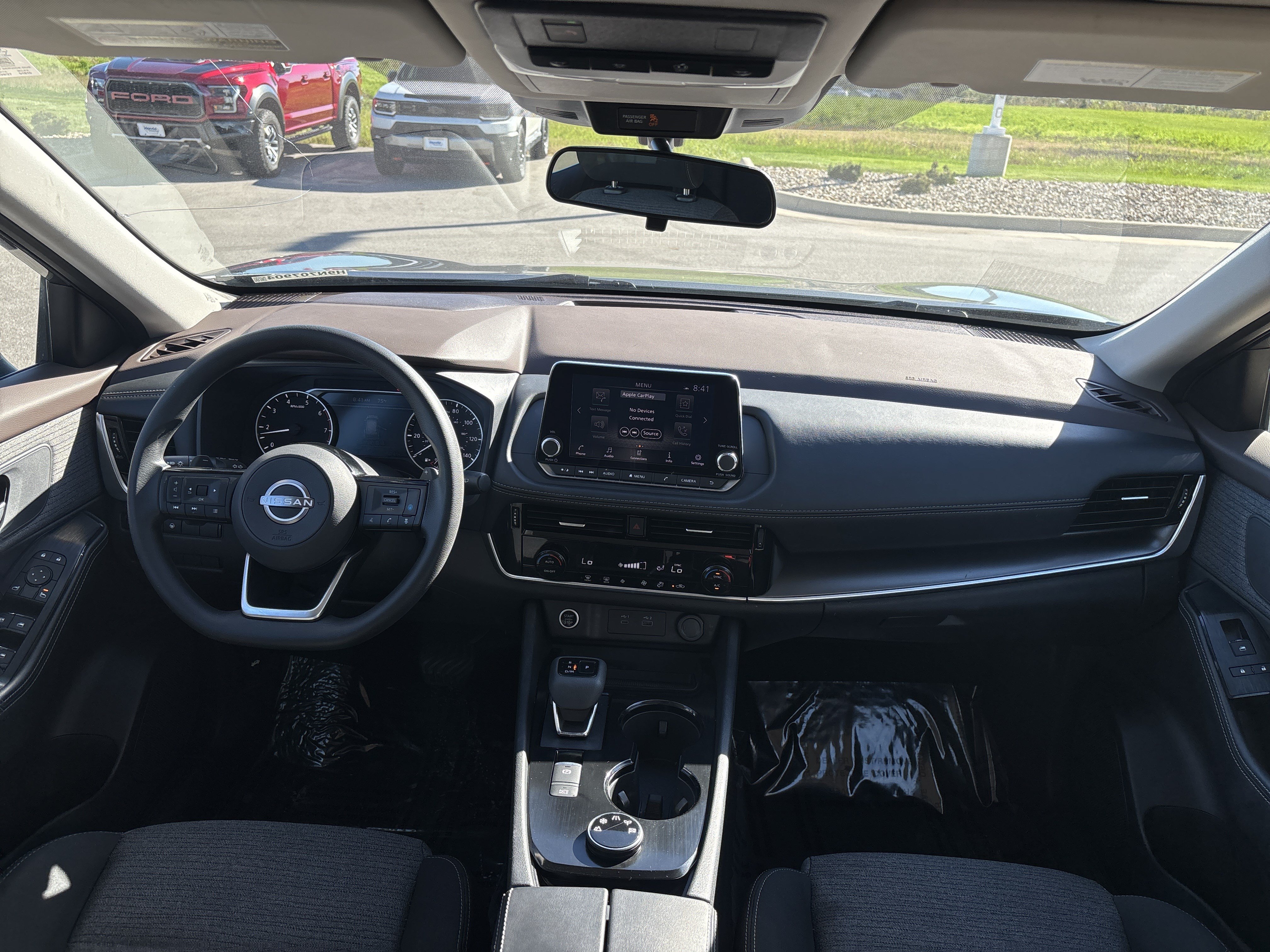 Used 2022 Nissan Rogue SV AWD/4WD image 11