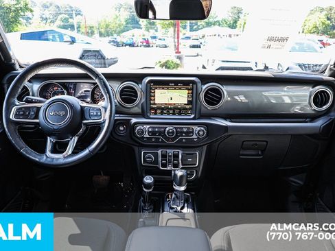 Used 2023 Jeep Wrangler Unlimited Sahara w/ Cold Weather Group AWD/4WD image 28