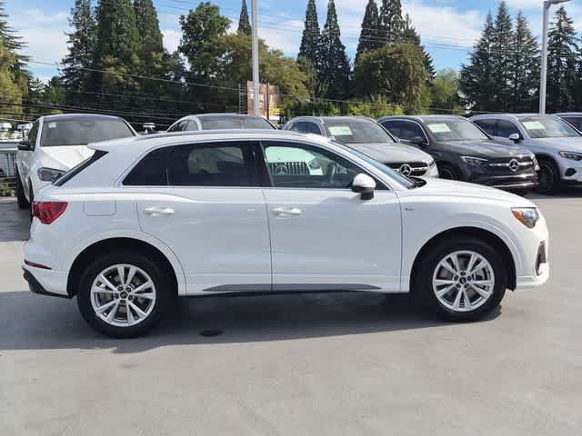 Used 2022 Audi Q3 2.0T Premium AWD/4WD image 9