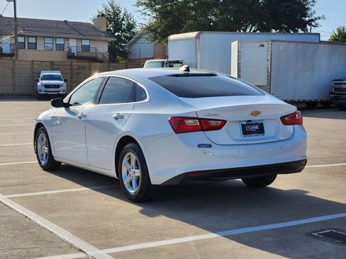 Used 2024 Chevrolet Malibu LS FWD image 3