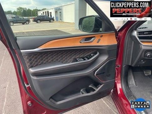 Used 2022 Jeep Grand Cherokee L Summit AWD/4WD image 7
