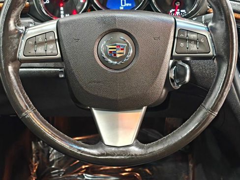Used 2011 Cadillac CTS Premium image 5