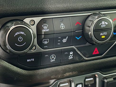 New 2026 Jeep Wrangler Unlimited Sport AWD/4WD image 25