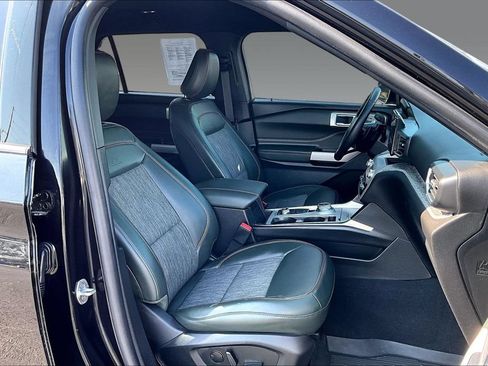Used 2023 Ford Explorer Timberline w/ Timberline Technology Package AWD/4WD image 4