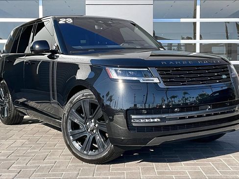 Certified 2023 Land Rover Range Rover SE AWD/4WD image 3