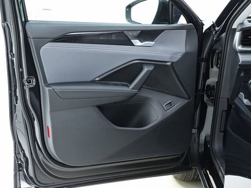 New 2026 Volkswagen Tiguan SE image 57