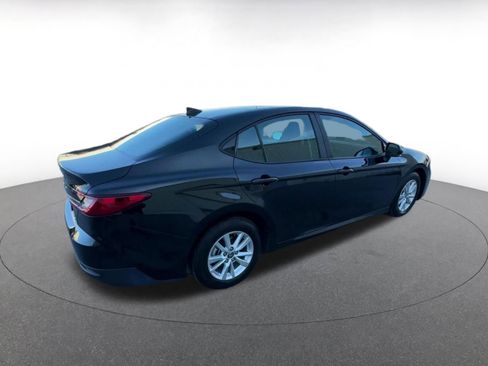 Used 2025 Toyota Camry LE image 15