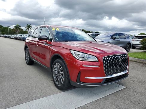 Used 2023 Lincoln Corsair Reserve image 30