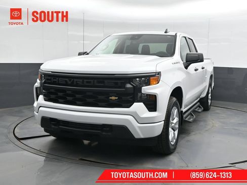 Used 2022 Chevrolet Silverado 1500 Custom AWD/4WD image 5