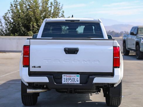Used 2026 Toyota Tacoma TRD Sport AWD/4WD image 6