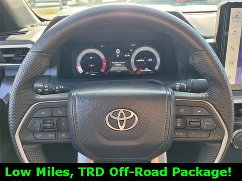 Used 2024 Toyota Tacoma TRD Sport image 25