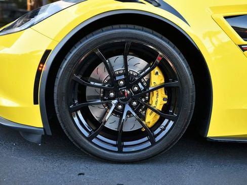 Used 2019 Chevrolet Corvette Grand Sport image 11
