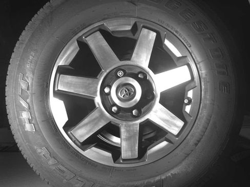 Used 2018 Toyota 4Runner TRD Off-Road Premium image 21