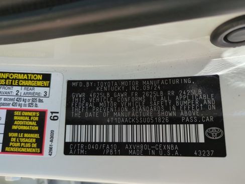 Used 2025 Toyota Camry LE FWD image 16