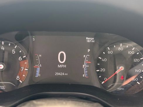 Used 2023 Jeep Compass Latitude image 12