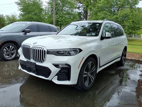 Used 2019 BMW X7 xDrive50i w/ M Sport Package AWD/4WD image 1