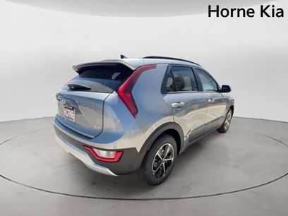 New 2026 Kia Niro LX