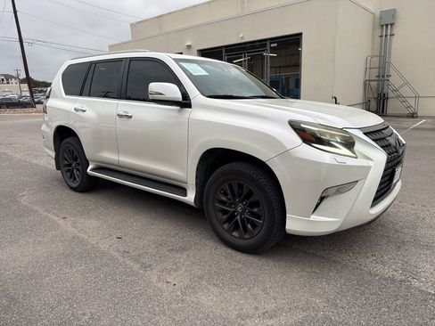 Used 2022 Lexus GX 460 Premium w/ Premium Package image 2