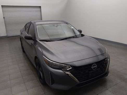 Used 2024 Nissan Sentra SR FWD image 14