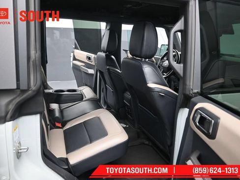 Used 2022 Ford Bronco Wildtrak AWD/4WD image 31