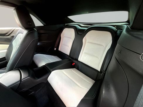 Used 2019 Chevrolet Camaro SS RWD image 19
