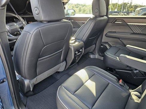 New 2026 GMC Acadia Denali w/ Super Cruise Package image 21