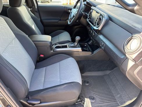 Used 2023 Toyota Tacoma TRD Off-Road w/ Black Out Package (TMS) image 17