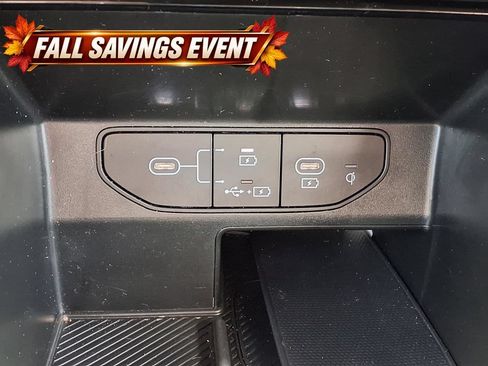 Used 2025 Kia Sorento SX FWD image 23