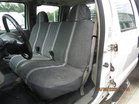 Used 2004 Ford F550 2WD Crew Cab Super Duty image 11