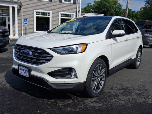 Certified 2023 Ford Edge Titanium AWD/4WD image 1