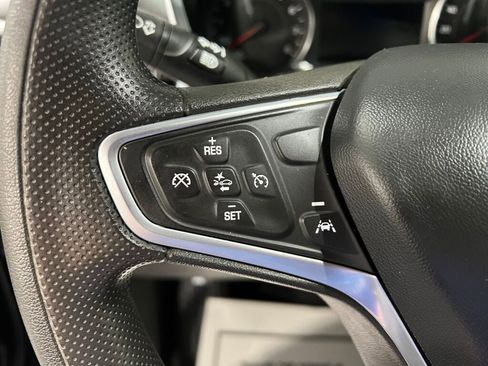 Used 2023 Chevrolet Equinox LT image 11