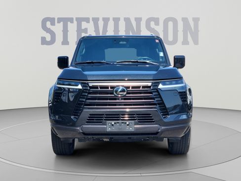 Used 2025 Lexus GX 550 w/ Cold Area Package AWD/4WD image 8