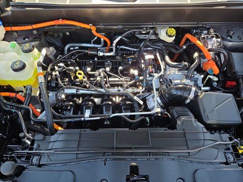 Used 2025 Ford Maverick XL FWD image 10