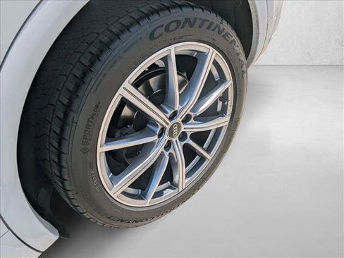 Used 2021 Audi SQ5 Premium Plus w/ Premium Plus Package AWD/4WD image 22